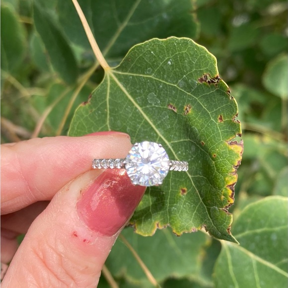 💕Sterling Silver CZ Ring Sz 6 - Picture 4 of 8